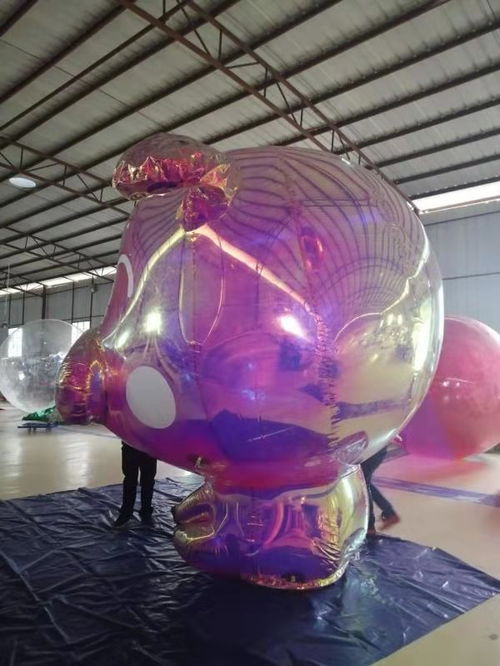 淄博美陈 幻彩镜面装饰点亮城市空间，专业团队在线为您服务